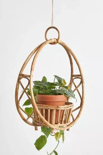 Hanging Pots 6
