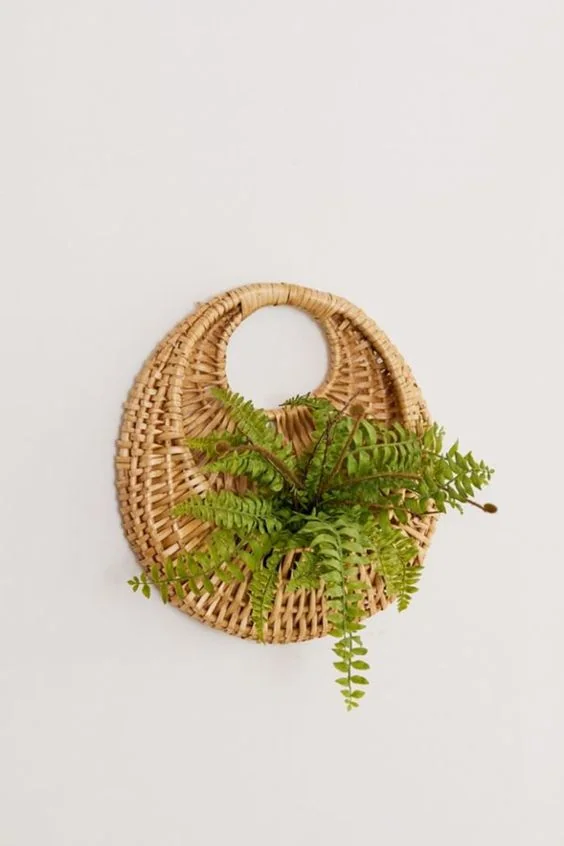Hanging Pots 7